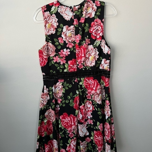 Disney Princess Floral Sleaveless Dress Lined Embroidered Size Large Juniors - Picture 6 of 13